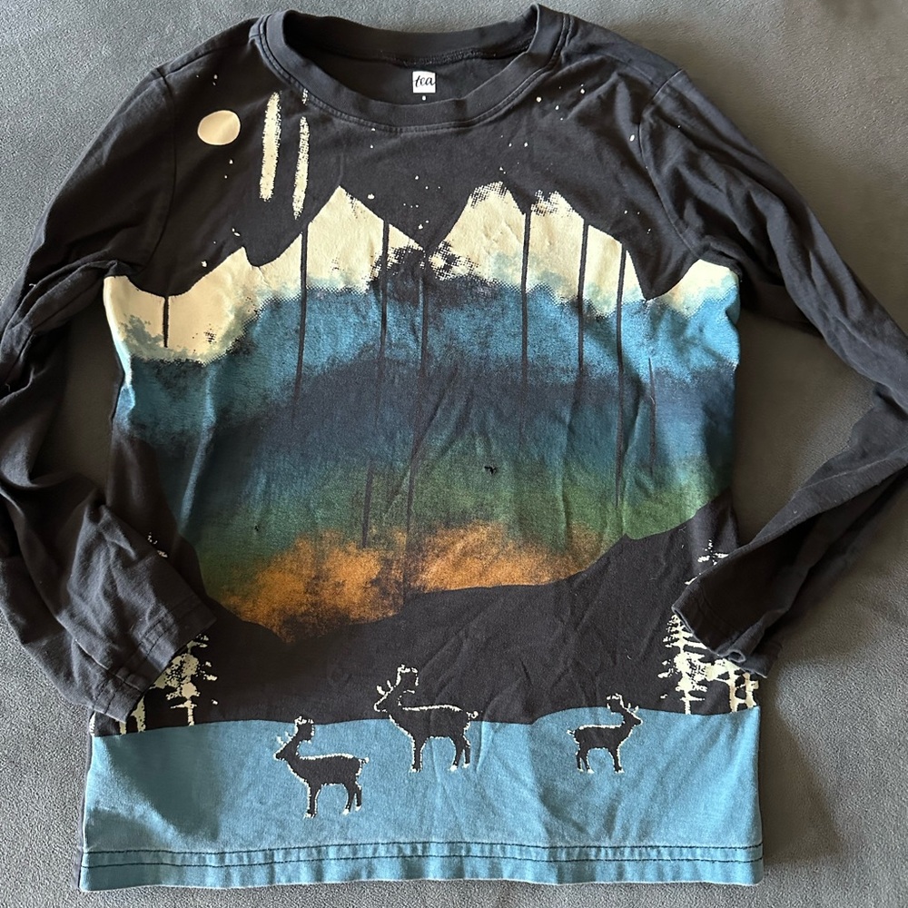 Tea Collection Black and Blue Mountain Long Sleeve Tee